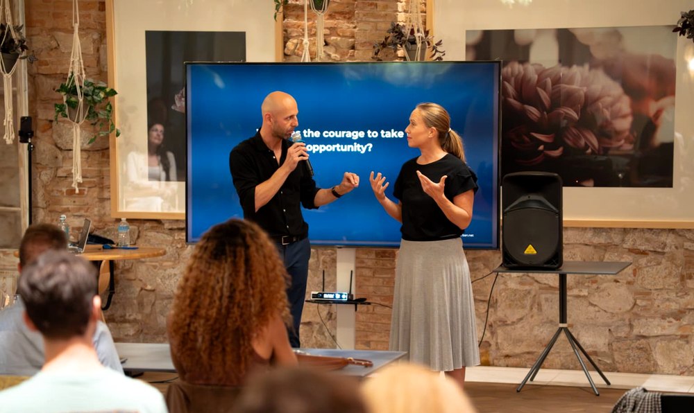 Marek Urban teaching the 3S Framework live